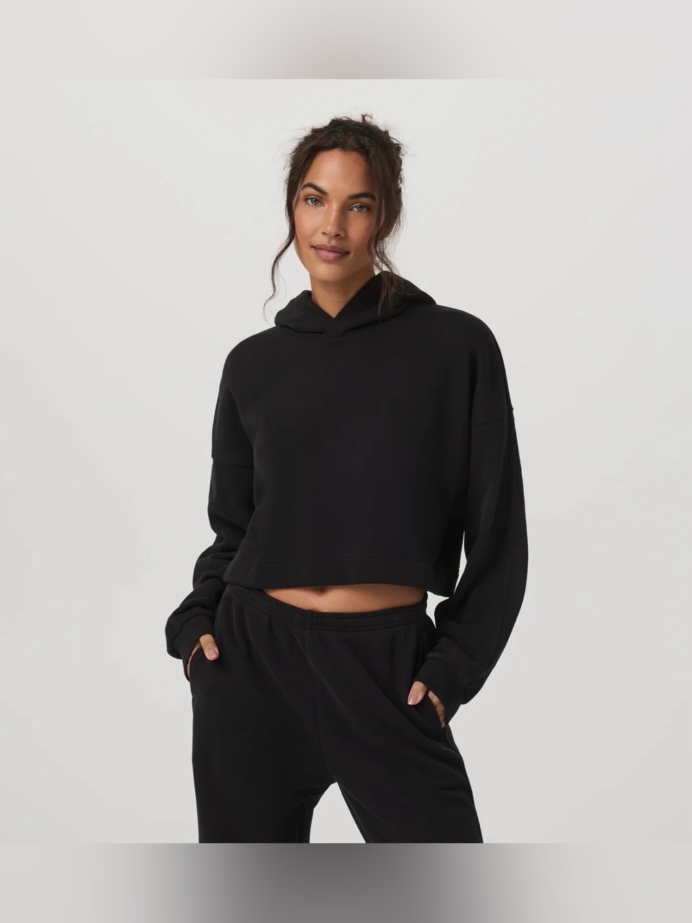 NWT Vuori Sedona Pullover Hoodie in Black Size Medium
